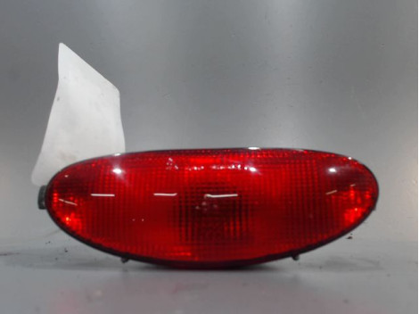 FEU BROUILLARD CENTRAL ARRIERE PEUGEOT 206