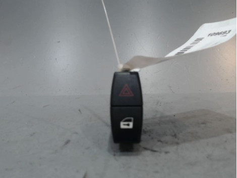 BOUTON DE WARNING B.M.W. X3