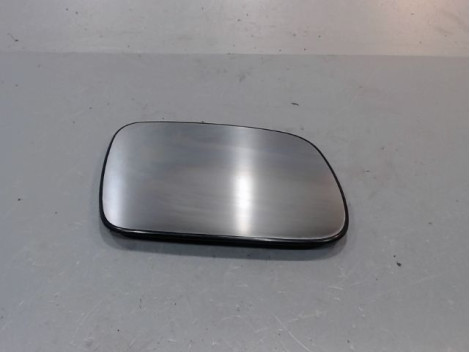 GLACE RETROVISEUR EXT D PEUGEOT 307