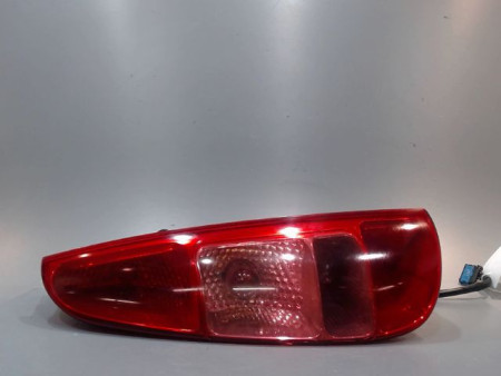 FEU ARRIERE DROIT PEUGEOT 807