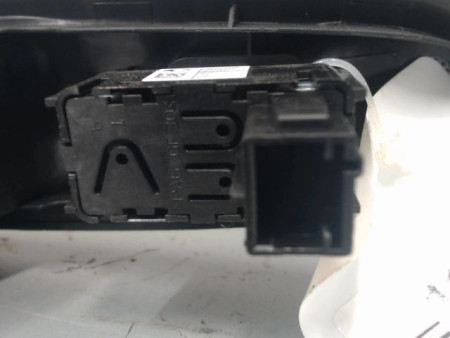 COMMANDE LEVE-GLACE PORTE ARD CITROEN C4