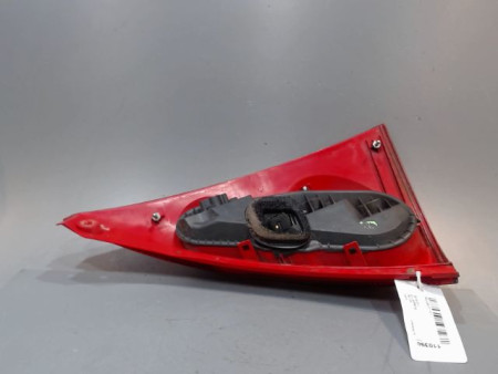 FEU ARRIERE GAUCHE  PEUGEOT 107