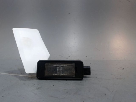 ECLAIREUR PLAQUE DE POLICE GAUCHE PEUGEOT 208