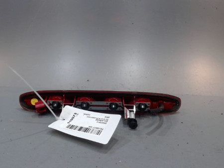 FEUX STOP SUPPLEMENTAIRE PEUGEOT 208