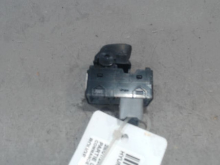 COMMANDE LEVE-GLACE PORTE AVD HYUNDAI I20