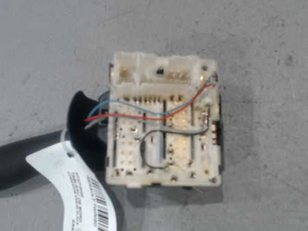 COMMANDE ESSUIE GLACE RENAULT TWINGO