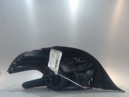 FEU ARRIERE DROIT PEUGEOT 208