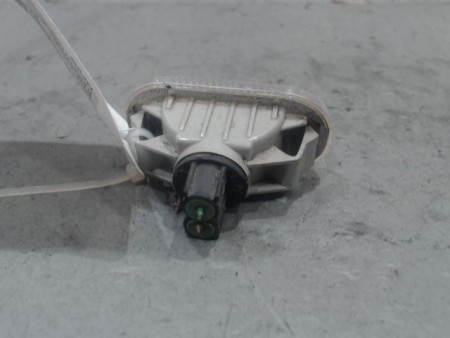 REPETITEUR AILE GAUCHE NISSAN QASHQAI
