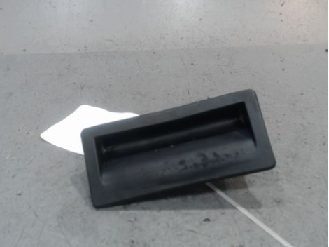 POIGNEE EXTERIEURE HAYON VOLKSWAGEN TOURAN