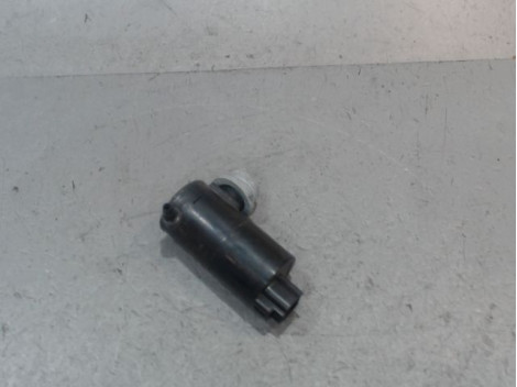 POMPE LAVE-GLACE AVANT TOYOTA AYGO