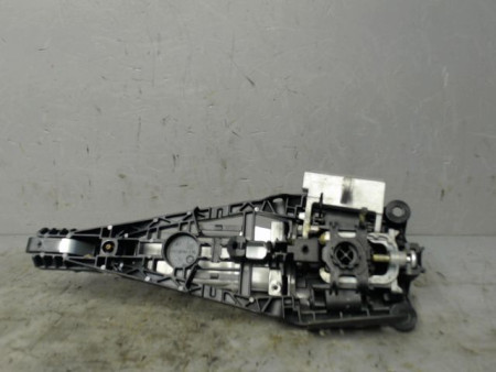 POIGNEE EXTERIEURE PORTE AVANT DROIT OPEL CORSA