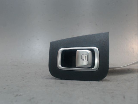 COMMANDE LEVE-GLACE PORTE AVD MERCEDES GLC