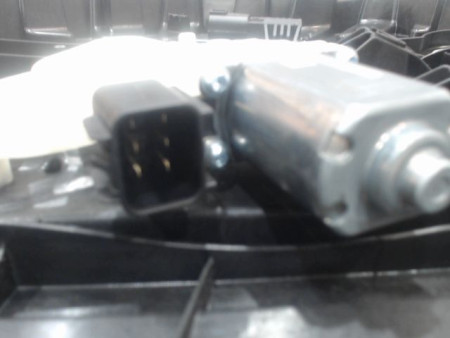 MECANISME+MOTEUR LEVE-GLACE AVANT GAUCHE FORD FIESTA