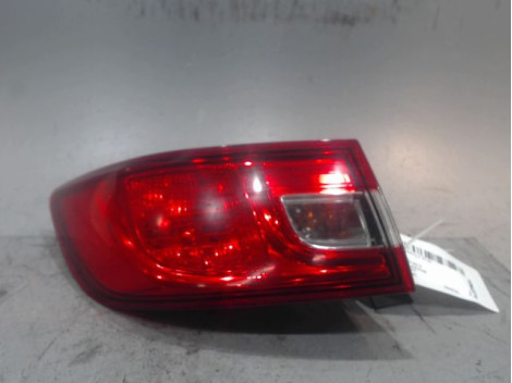FEU ARRIERE GAUCHE  RENAULT CLIO
