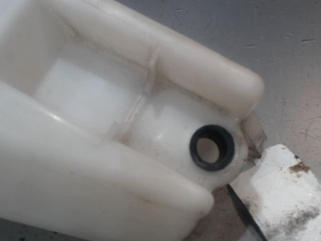 RESERVOIR LAVE-GLACE AVANT NISSAN MICRA