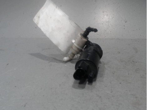 POMPE LAVE-GLACE AVANT MERCEDES CLASSE ML