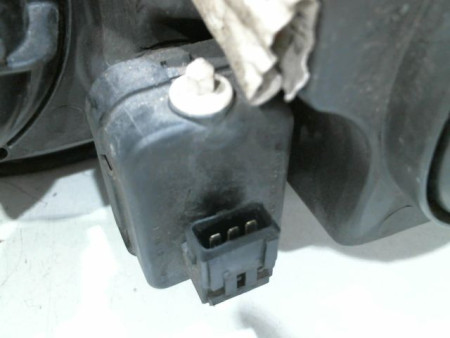 PHARE DROIT VOLVO S80