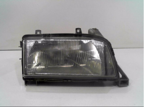 PHARE DROIT VOLVO 440