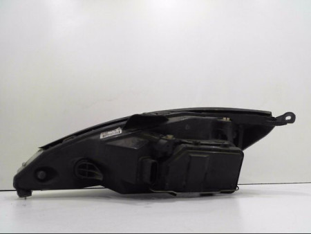 PHARE DROIT FORD FOCUS