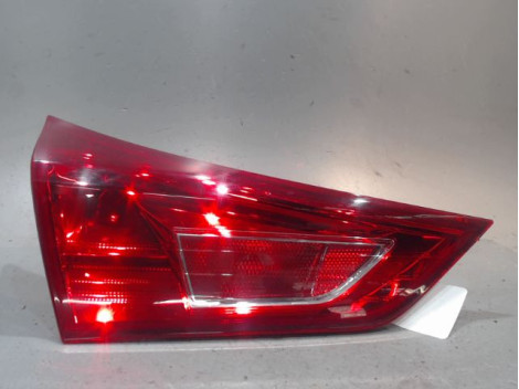 FEU ARRIERE INTERIEUR GAUCHE TOYOTA AURIS