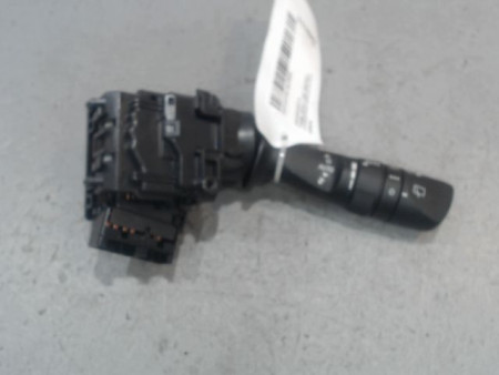 COMMANDE ESSUIE GLACE TOYOTA AURIS