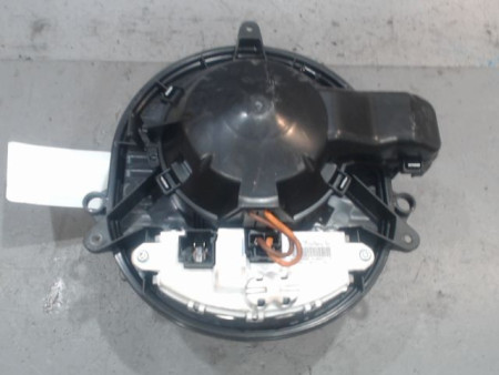 MOTEUR VENTILATEUR CHAUFFAGE B.M.W. SERIE 1