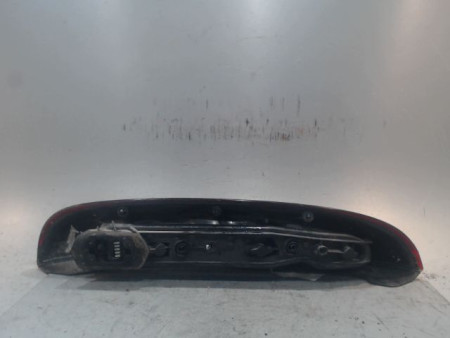 FEU ARRIERE DROIT OPEL CORSA