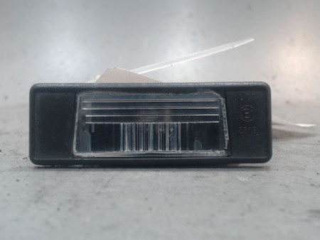 ECLAIREUR PLAQUE DE POLICE DROIT NISSAN QASHQAI