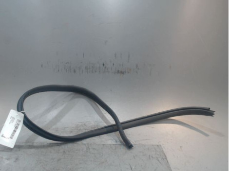 JOINT PORTE AVANT DROIT SUZUKI IGNIS