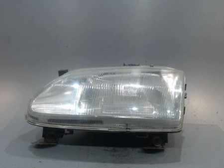 PHARE GAUCHE RENAULT MEGANE