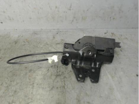 SERRURE HAYON  B.M.W. SERIE 3