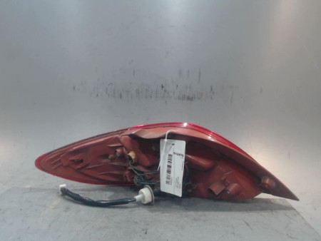 FEU ARRIERE DROIT MAZDA 2
