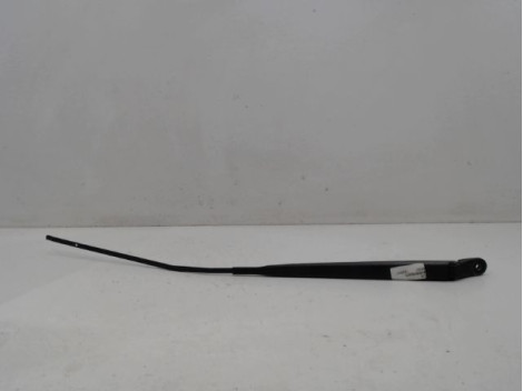 BRAS ESSUIE-GLACE AVANT DROIT RENAULT CLIO