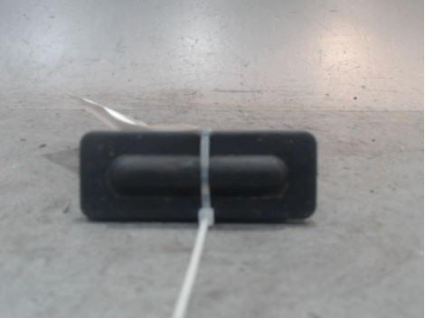 POIGNEE EXTERIEURE HAYON PEUGEOT 2008