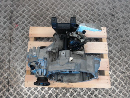 BOITE A VITESSE MECANIQUE VOLKSWAGEN POLO 1.2 TDI