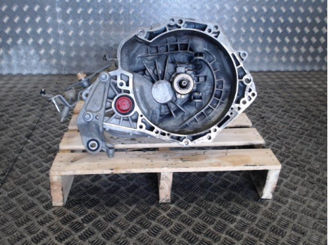BOITE A VITESSE MECANIQUE OPEL CORSA 1.0 