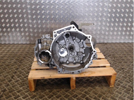 BOITE A VITESSE MECANIQUE VOLKSWAGEN POLO 2009- 1.2 TDI