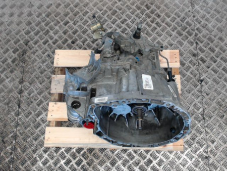 BOITE A VITESSE MECANIQUE RENAULT MEGANE II PH 2 CPE 2006- 1.9 dCi