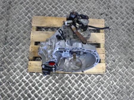 BOITE A VITESSE MECANIQUE PEUGEOT 107 1.4 HDi