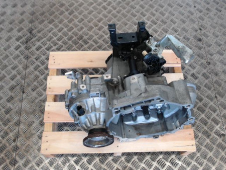 BOITE A VITESSE MECANIQUE VOLKSWAGEN POLO 1.4 TDI