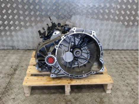BOITE A VITESSE MECANIQUE FORD MONDEO 1.8 TDCi