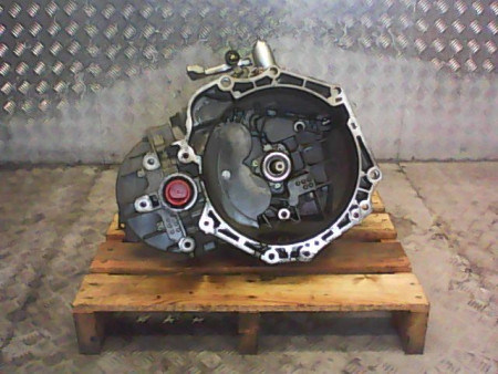 BOITE A VITESSE MECANIQUE OPEL ASTRA 1.7 CDTI 