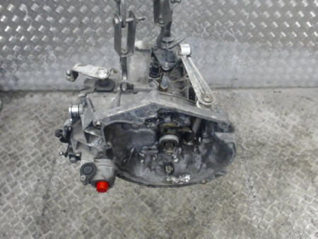 BOITE A VITESSE MECANIQUE PEUGEOT 206 1.4 i