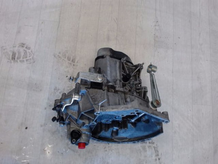 BOITE A VITESSE MECANIQUE PEUGEOT 206 1.4 i