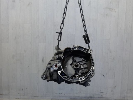 BOITE A VITESSE MECANIQUE OPEL CORSA 1.3 CDTI 