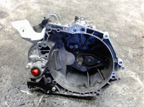 BOITE A VITESSE MECANIQUE PEUGEOT 208 1.6 HDi