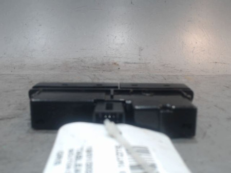 BOUTON DE WARNING SUZUKI IGNIS