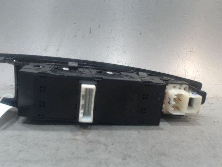 COMMANDE LEVE-GLACE PORTE AVG HYUNDAI I20