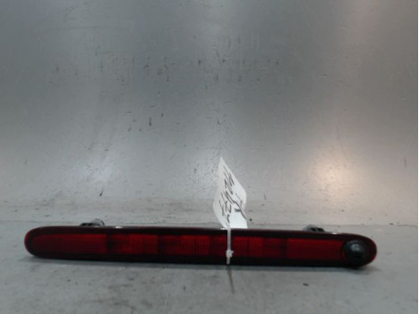 FEUX STOP SUPPLEMENTAIRE SUZUKI SWIFT