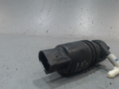 POMPE LAVE-GLACE ARRIERE SUZUKI SWIFT